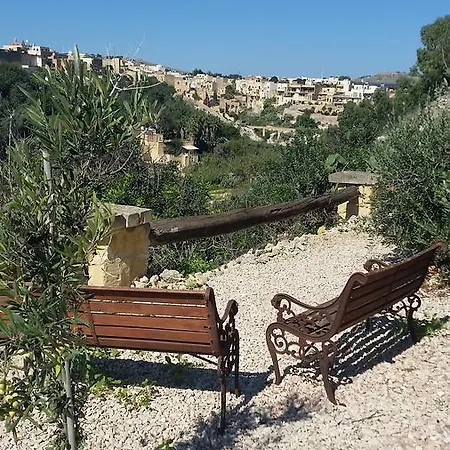 Lunzjata Victoria